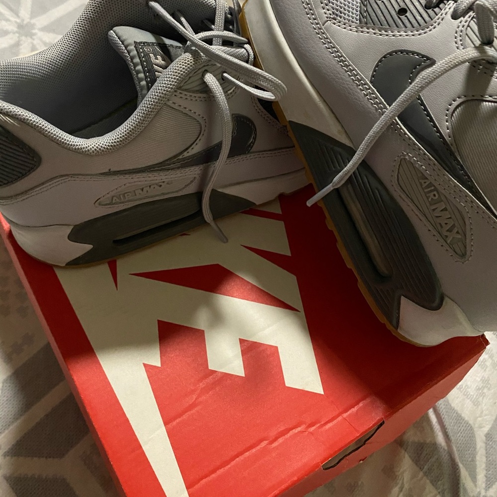 Tennis Shoes